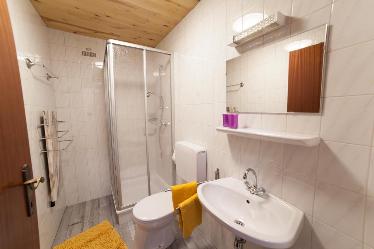 Haus Bucher วาไกรน์ ภายนอก รูปภาพ